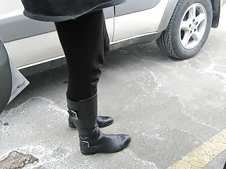 wearing leggings modeling my 2 buckle donald Pliner Boots